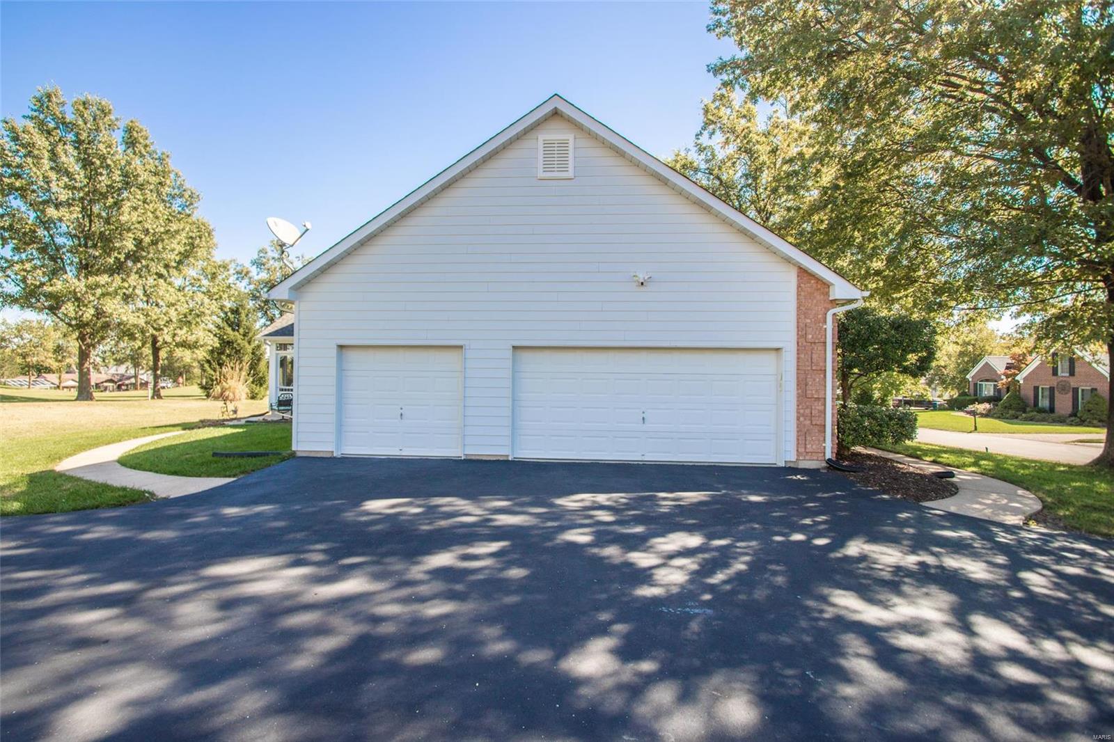 134 Roehampton Lane Weldon Spring, MO 63304 - Photo 85 of 96