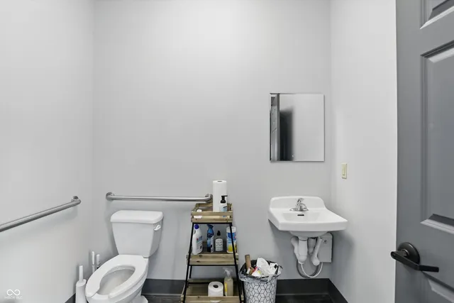 $649,000 | 164 East Jefferson Street, Franklin, IN 46131