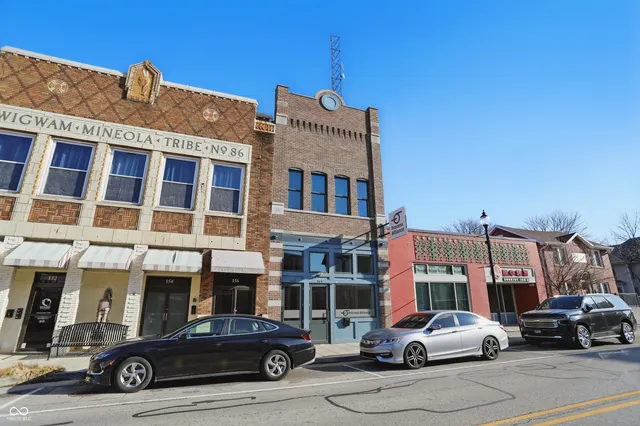 $649,000 | 164 East Jefferson Street, Franklin, IN 46131