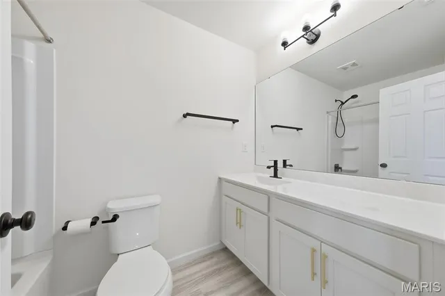 $359,900 | 4279 Bear Rdg Drive, House Springs, MO 63051