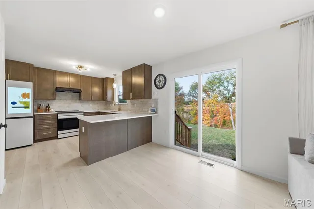 $359,900 | 4279 Bear Rdg Drive, House Springs, MO 63051