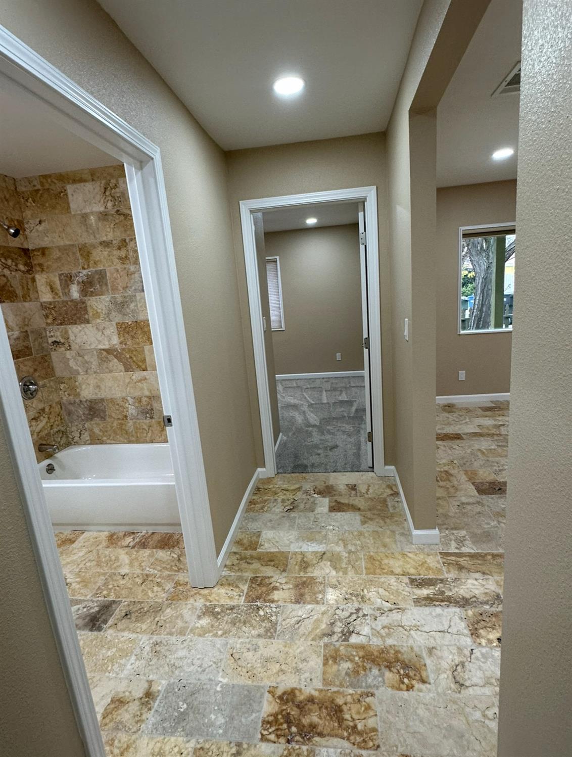 445 M M Patterson, CA 95363 - Photo 18 of 43