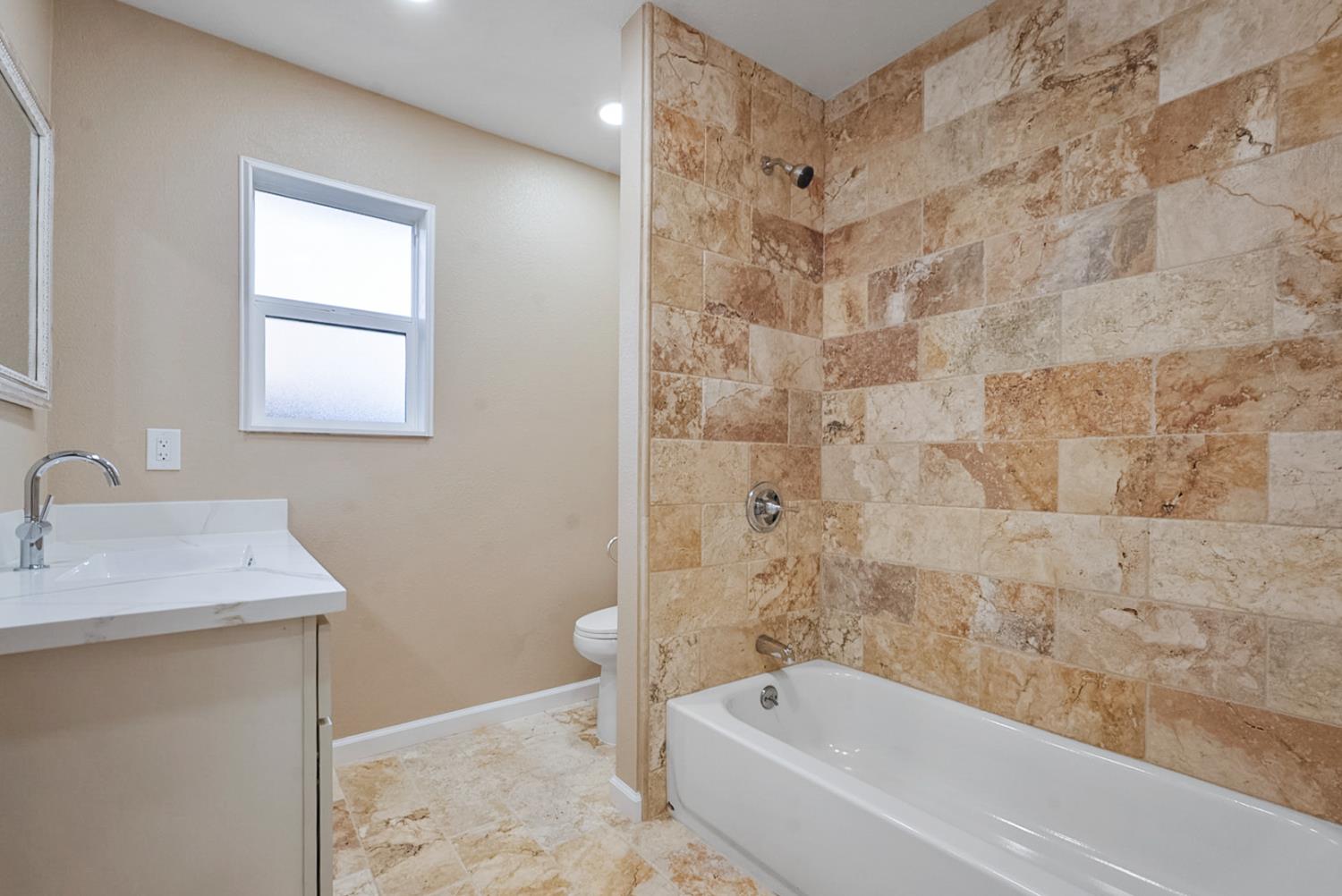 445 M M Patterson, CA 95363 - Photo 18 of 41