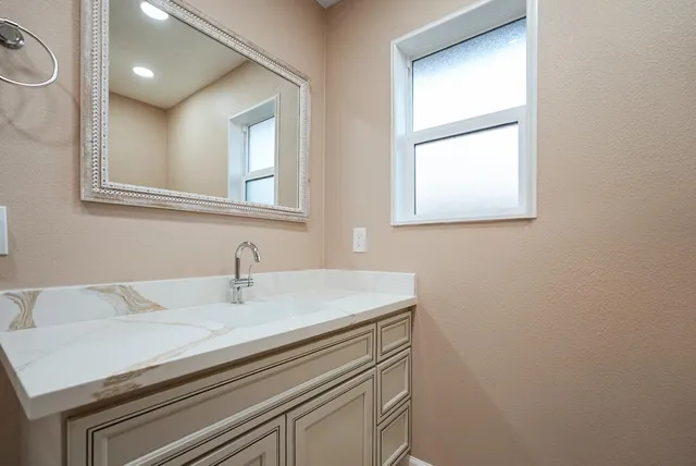 $644,000 | 445 M M, Patterson, CA 95363