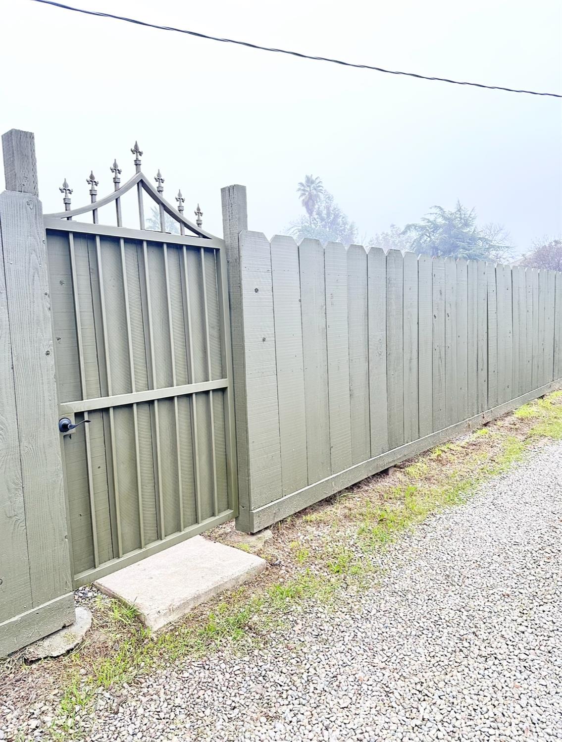 445 M M Patterson, CA 95363 - Photo 32 of 43