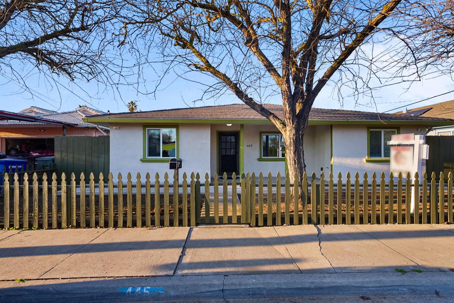 445 M M Patterson, CA 95363 - Photo 5 of 41