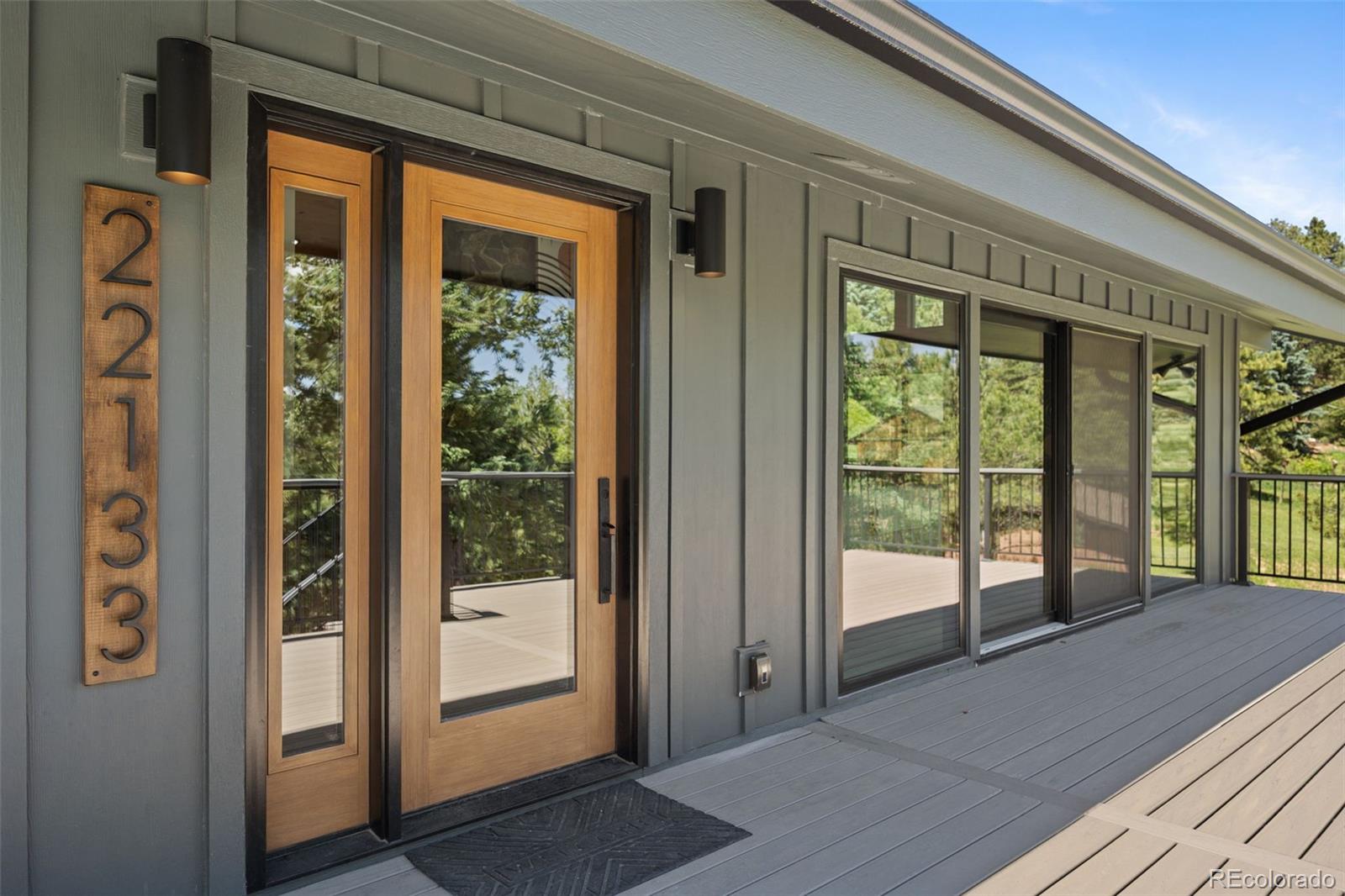 22133 Crestmoor Road Golden, CO 80401 - Photo 8 of 43 Gallery Image 8