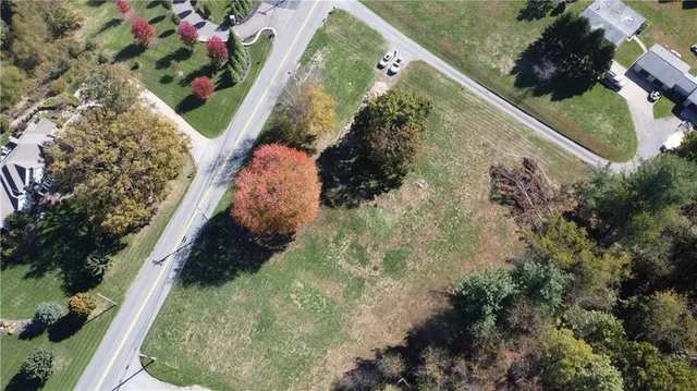 $335,000 | 418 Myoma Road, Mars, PA 16046