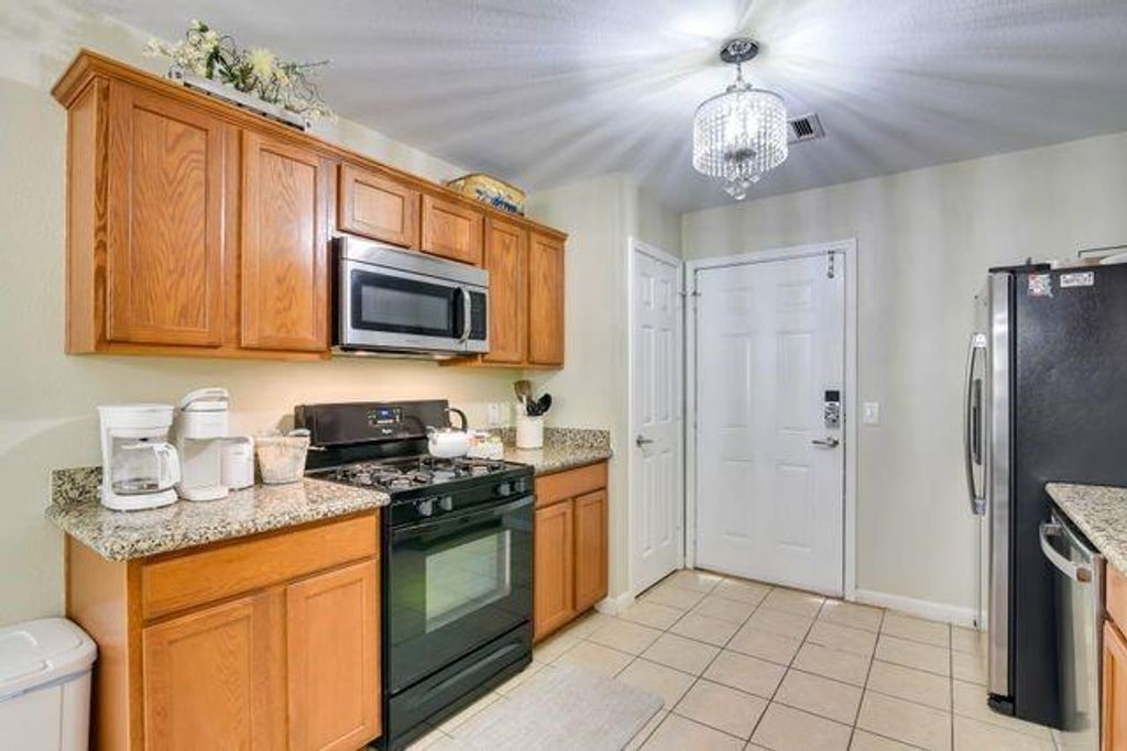 1206 4th Street Seabrook, TX 77586 - Photo 3 of 9