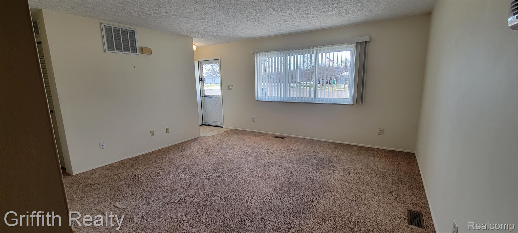 297 O'Doherty Road Brighton, MI 48116 - Photo 13 of 17 Gallery Image 13