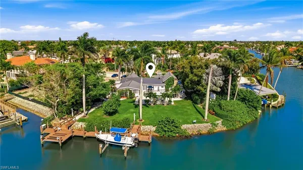 $12,500,000 | 2002 4th Street South, Naples, FL 34102