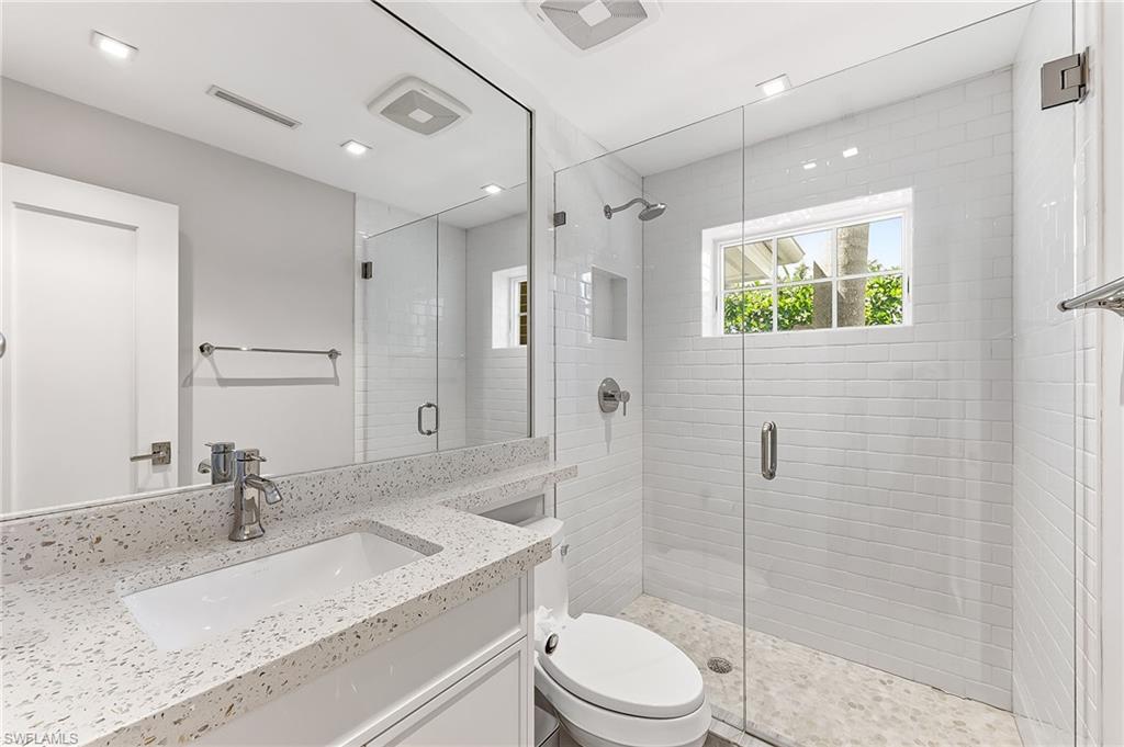 2002 4th Street South Naples, FL 34102 - Photo 16 of 25