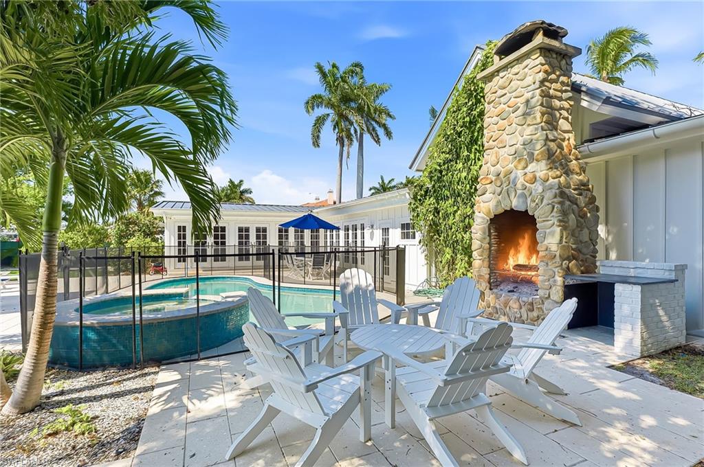 2002 4th Street South Naples, FL 34102 - Photo 20 of 25