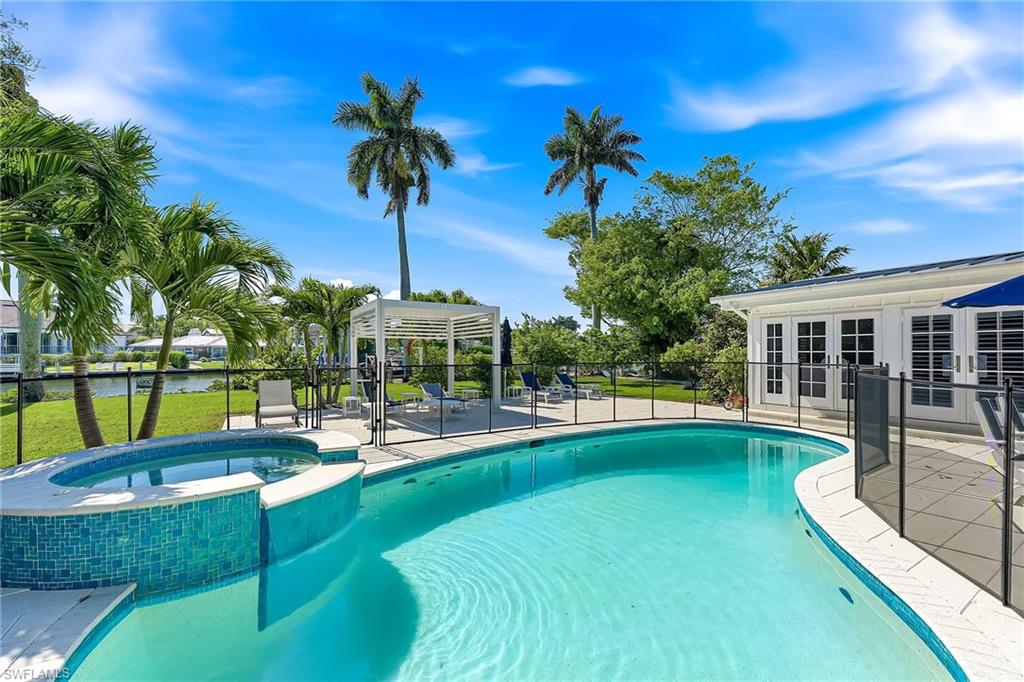 2002 4th Street South Naples, FL 34102 - Photo 21 of 25