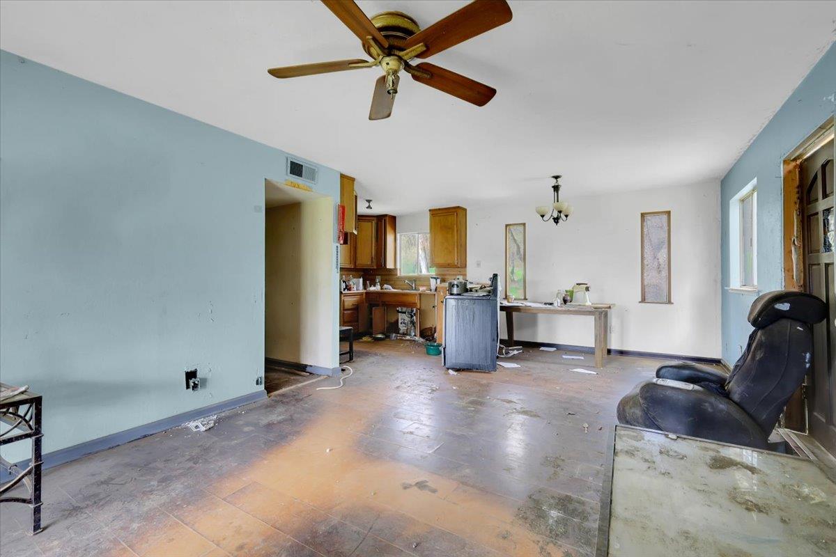 10447 Texas Hill Road Dobbins, CA 95935 - Photo 55 of 55 a living room with furniture