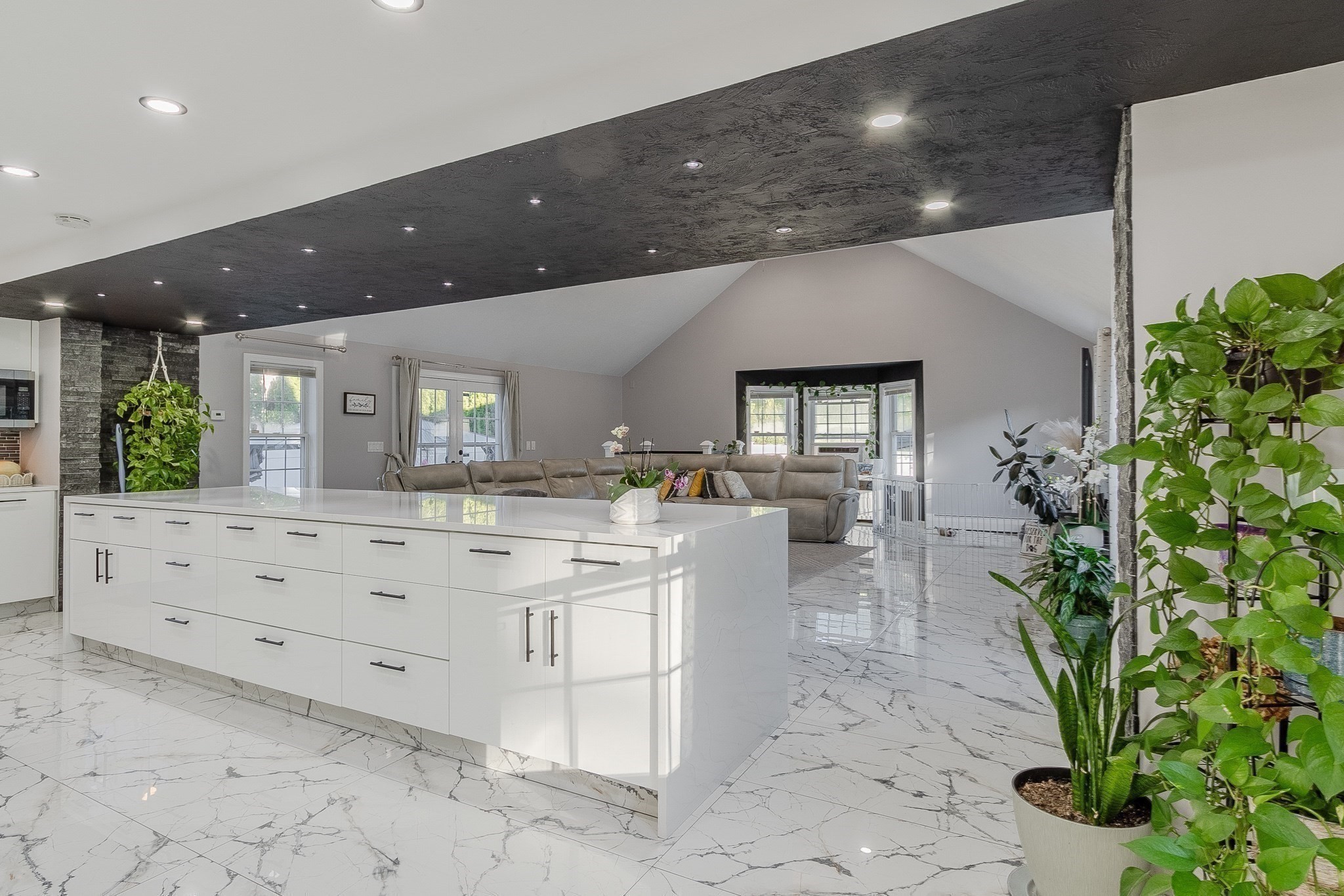 107 Bishop Road Fitchburg, MA 01420 - Photo 6 of 42 Gallery Image 6