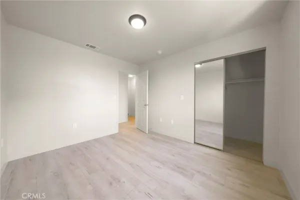 $4,300 | 236 West 84th Street, Los Angeles, CA 90003