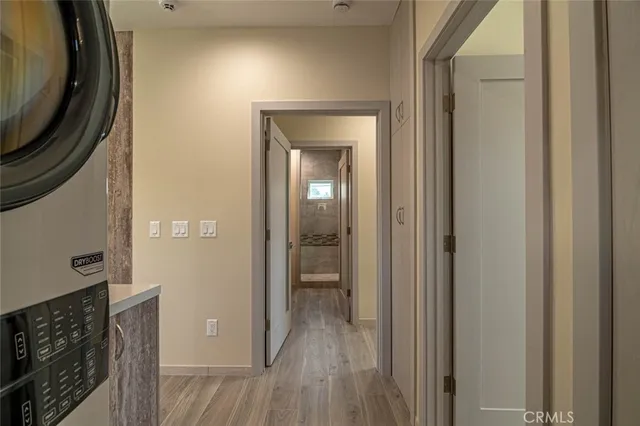 $5,500 | 18748 Collins Street, Tarzana, CA 91356