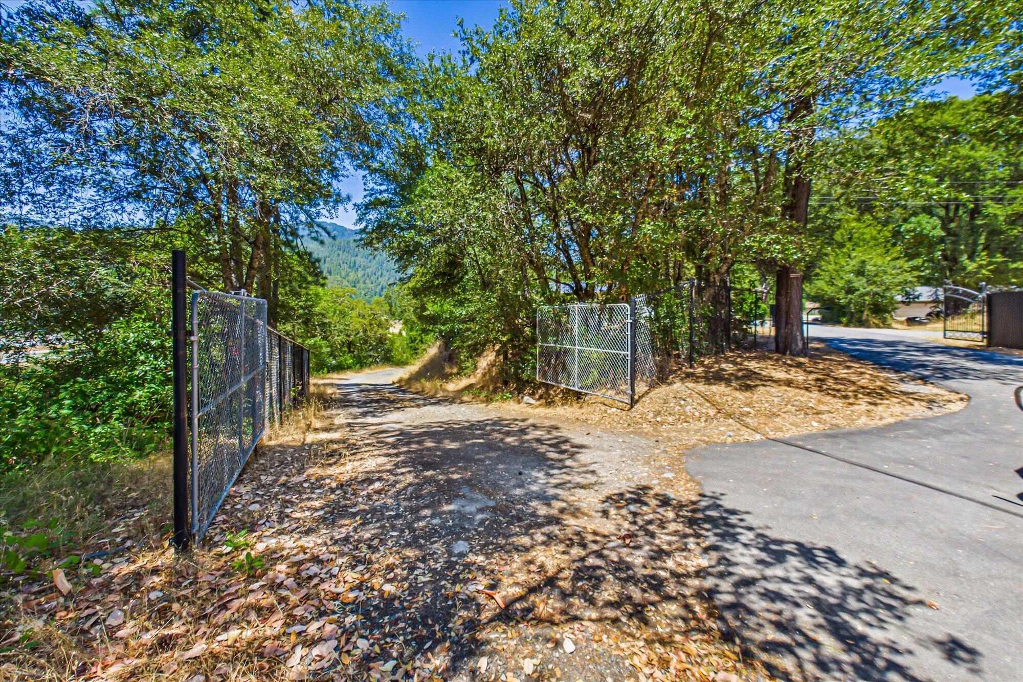 320 Patterson Road Willow Creek, CA 95573 - Photo 46 of 57