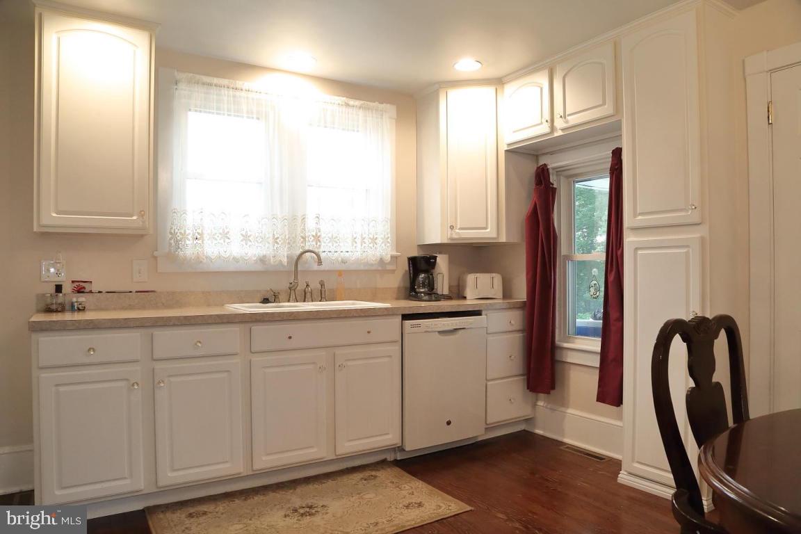 3064 Turnpike Road Elizabethtown, PA 17022 - Photo 3 of 16 Gallery Image 3