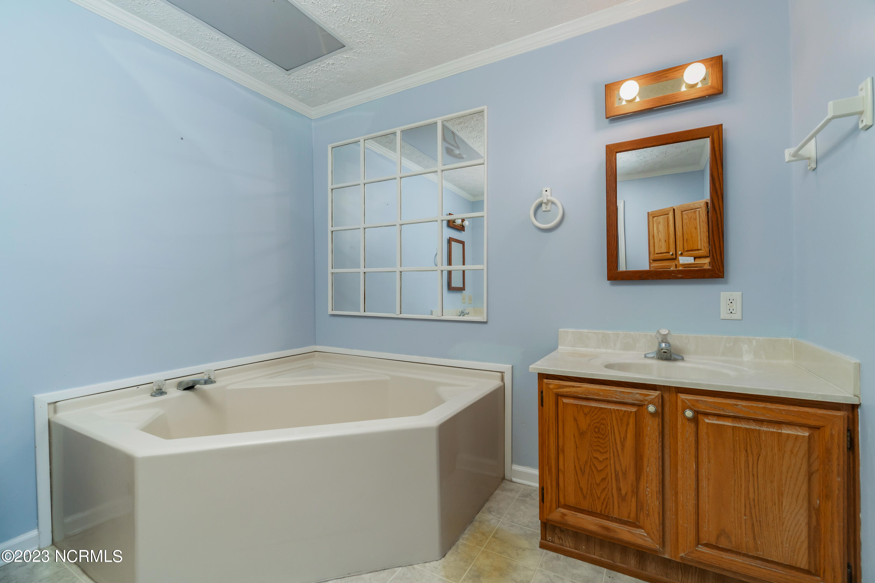 5743 Neuse Road Grantsboro, NC 28529 - Photo 26 of 28 Chill Photo_-58