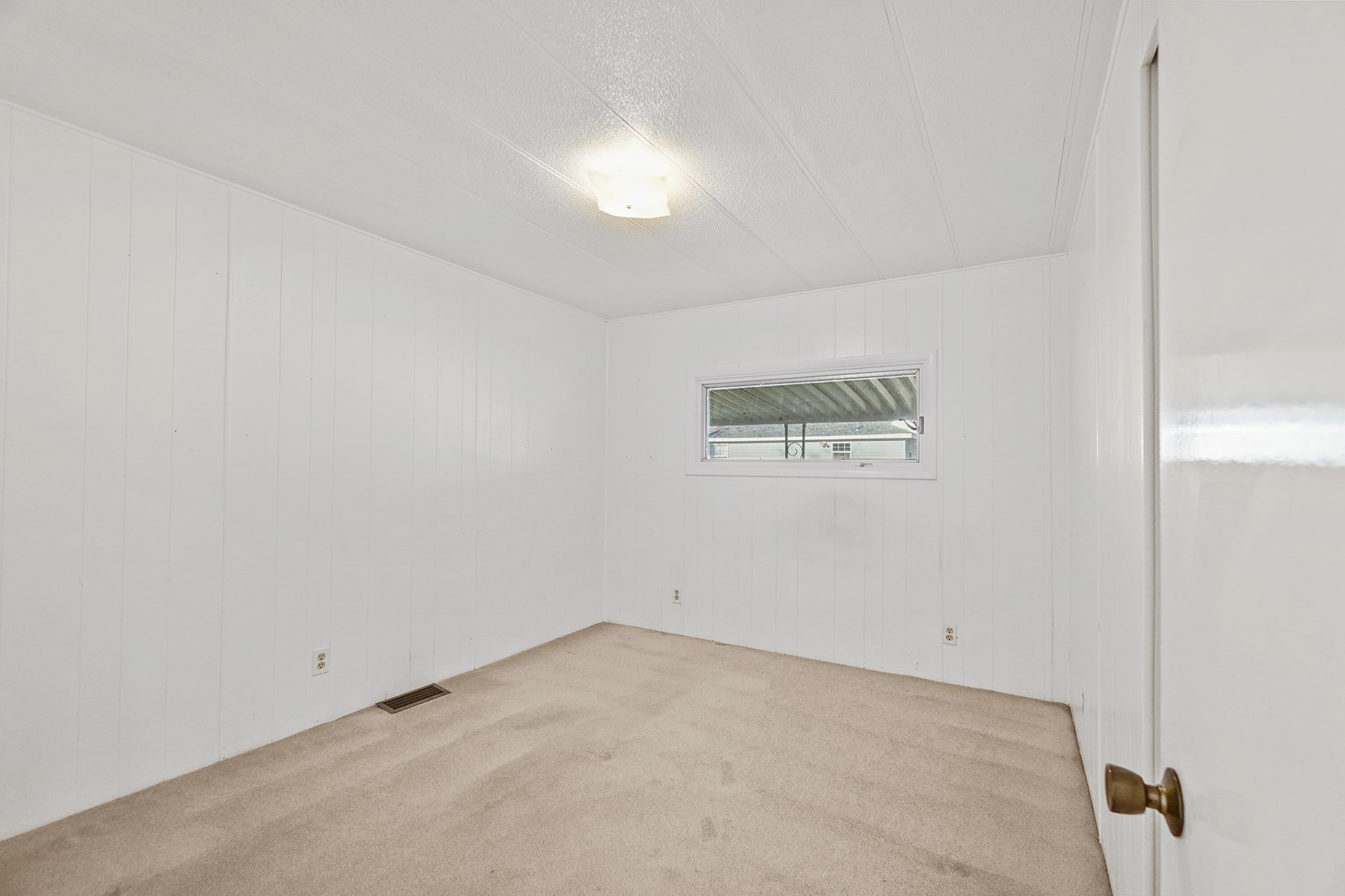 222 North Vista Road Spokane Valley, WA 99212 - Photo 13 of 29 Gallery Image 13