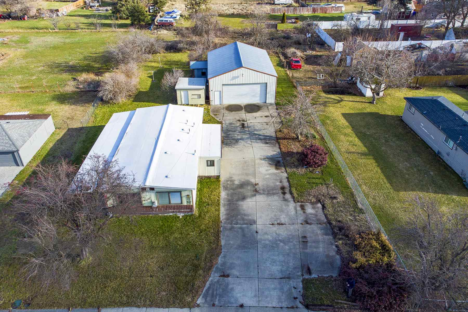 222 North Vista Road Spokane Valley, WA 99212 - Photo 3 of 29 Gallery Image 3