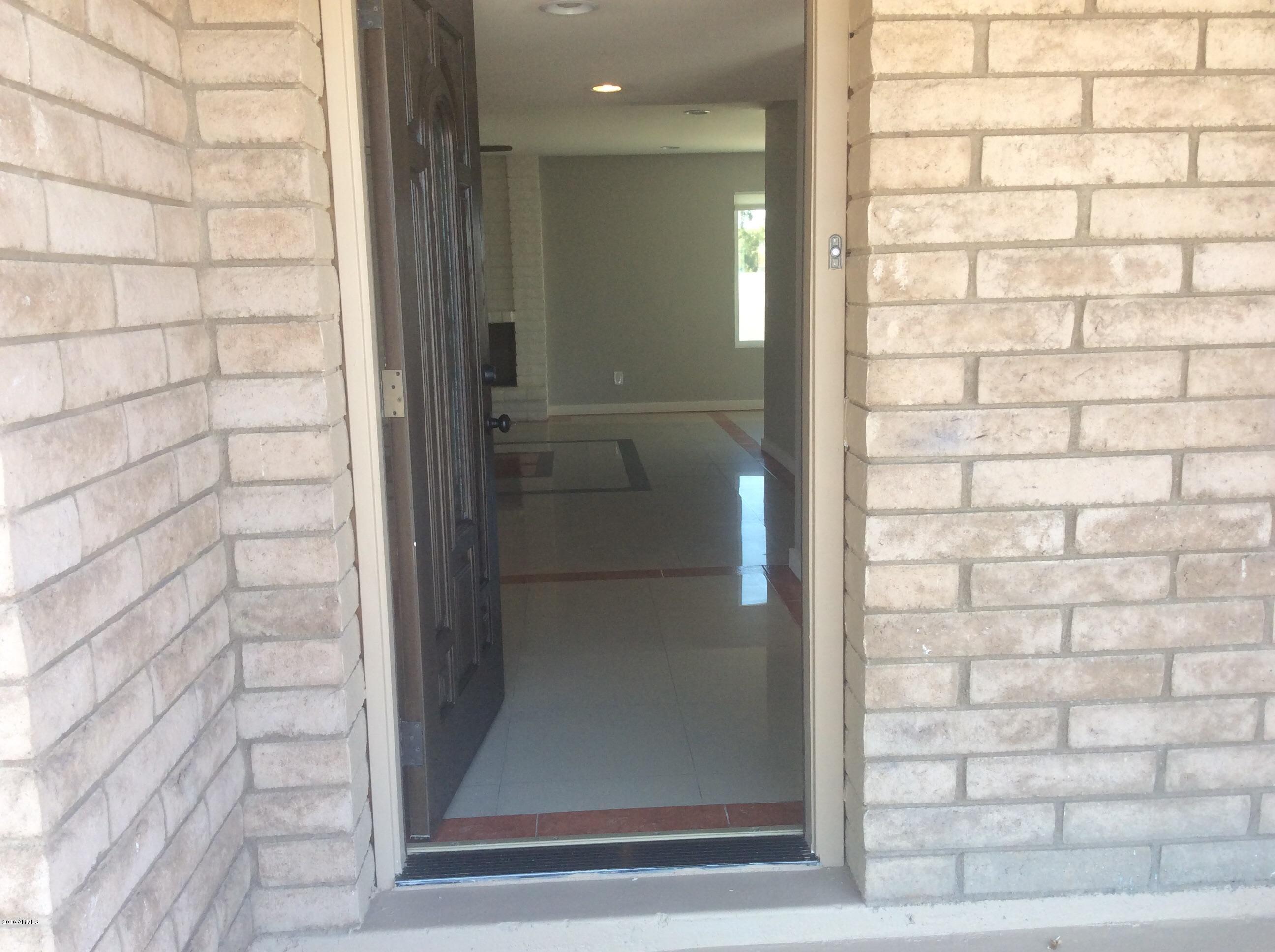 4301 West Bloomfield Road Glendale, AZ 85304 - Photo 8 of 37 image
