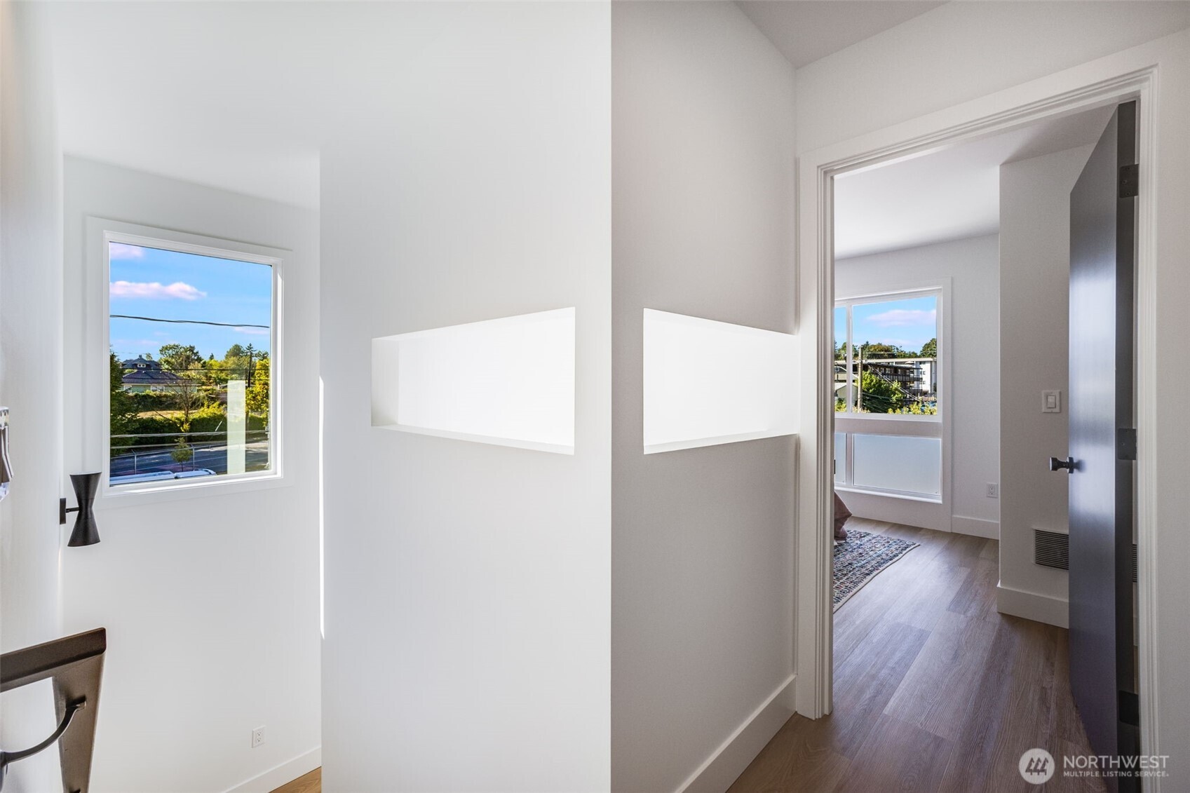 6356 47th Avenue South Seattle, WA 98118 - Photo 15 of 40