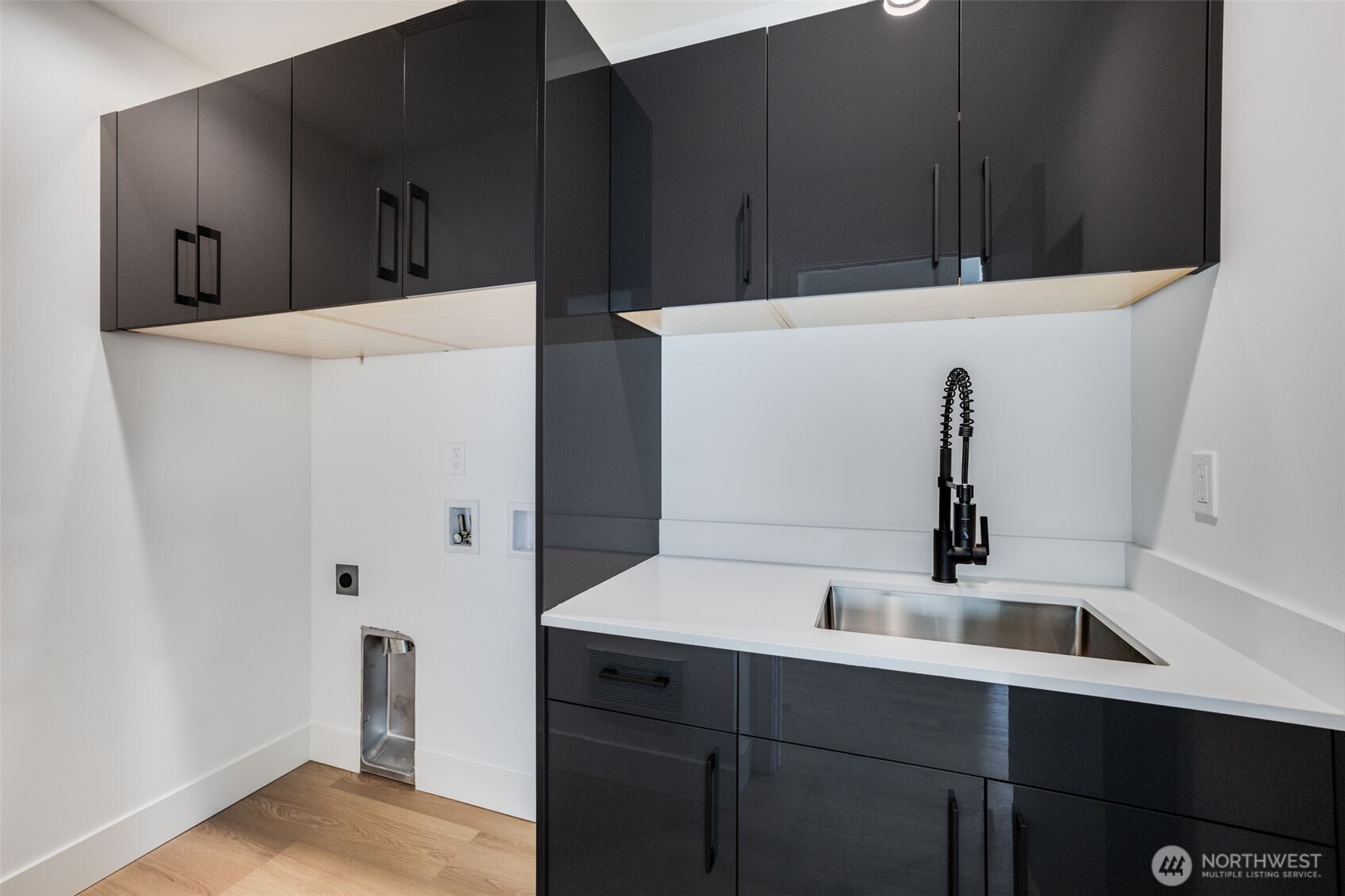 6356 47th Avenue South Seattle, WA 98118 - Photo 19 of 40