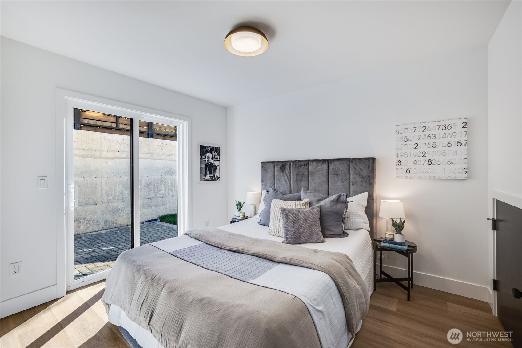 6356 47th Avenue South Seattle, WA 98118 - Photo 24 of 40