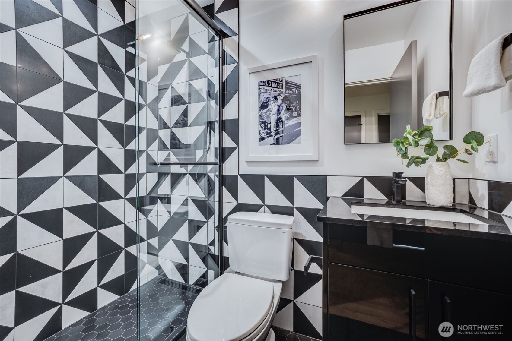 6356 47th Avenue South Seattle, WA 98118 - Photo 27 of 40