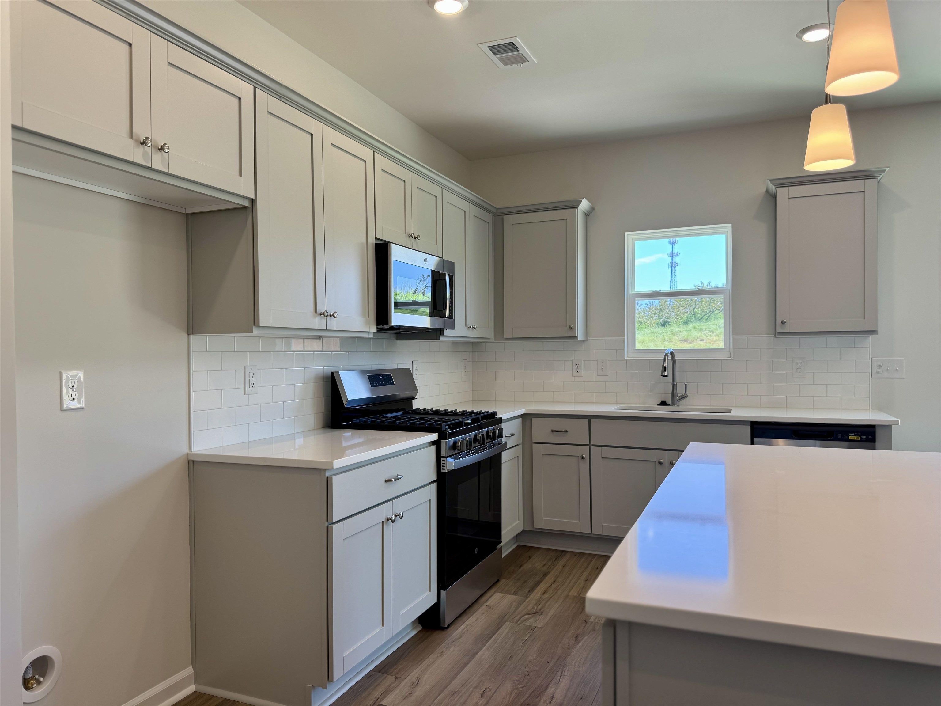 12102 Lansbury Drive Inman, SC 29349 - Photo 13 of 30