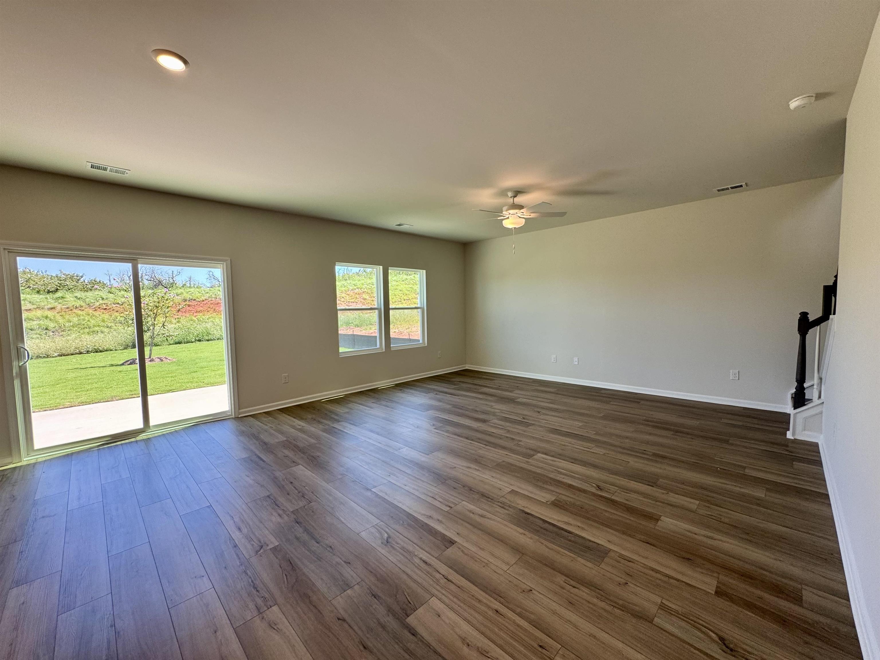 12102 Lansbury Drive Inman, SC 29349 - Photo 8 of 30