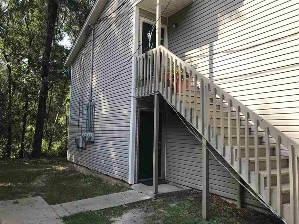 $950 | 110 Dixie Drive, Unit B3, Tallahassee, FL 32304