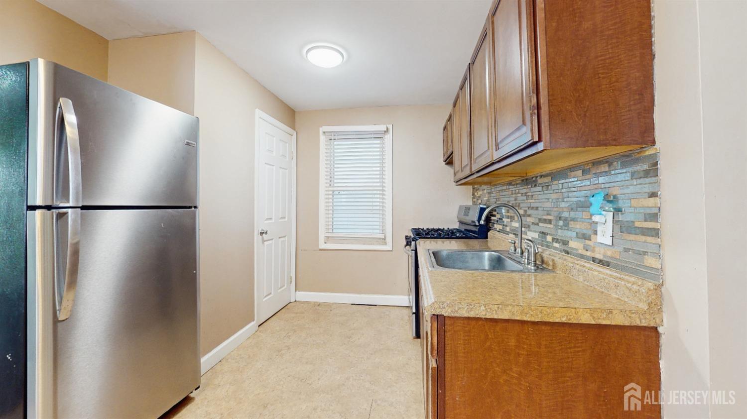 811 Shore Concourse Keyport, NJ 07735 - Photo 12 of 28