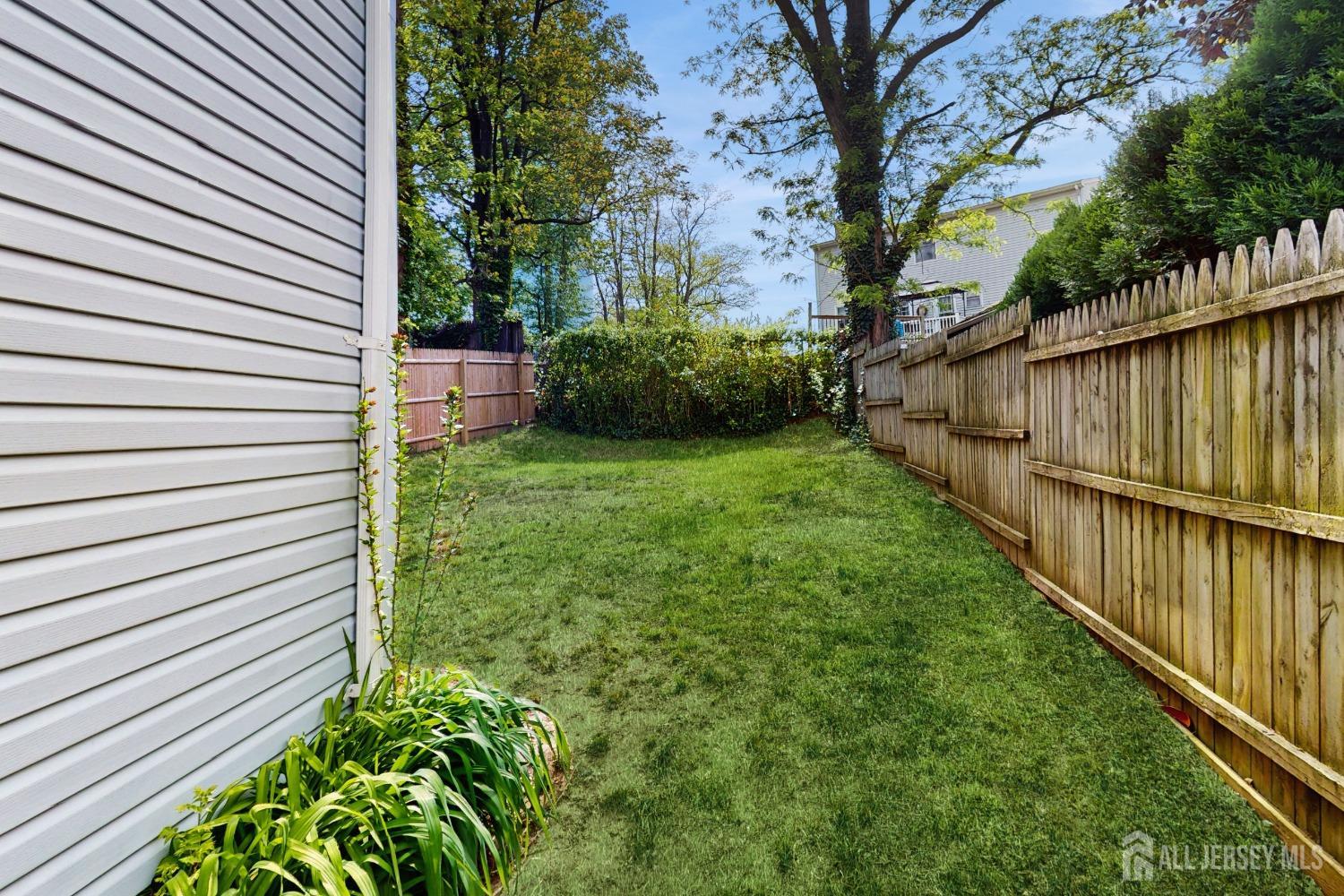 811 Shore Concourse Keyport, NJ 07735 - Photo 23 of 28