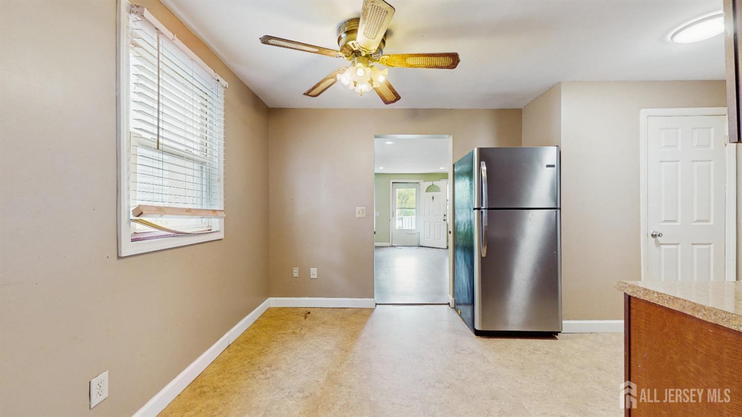 811 Shore Concourse Keyport, NJ 07735 - Photo 9 of 28