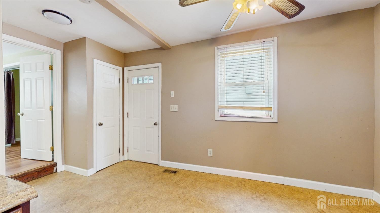 811 Shore Concourse Keyport, NJ 07735 - Photo 10 of 28