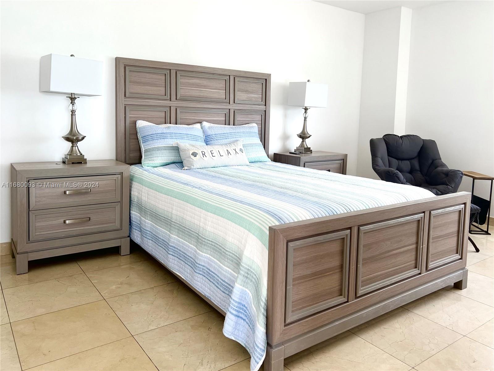 Mid Beach Miami Beach, FL 33140 - Photo 11 of 44