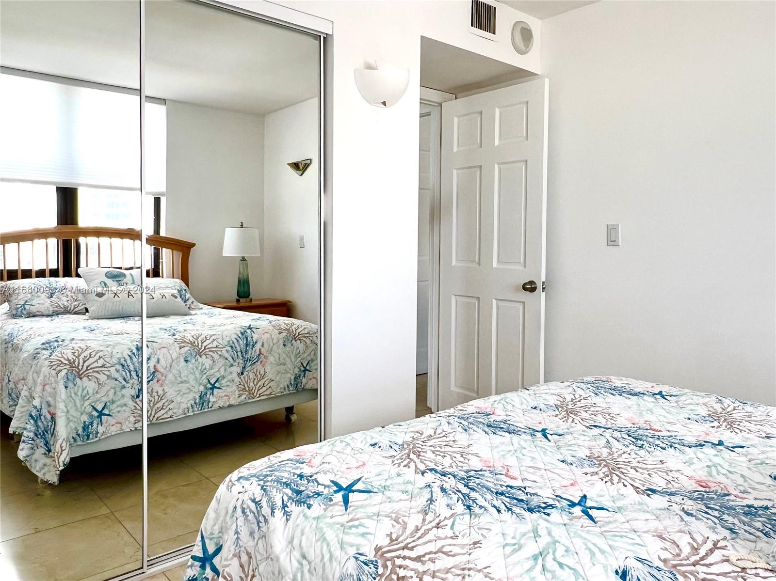 Mid Beach Miami Beach, FL 33140 - Photo 17 of 44