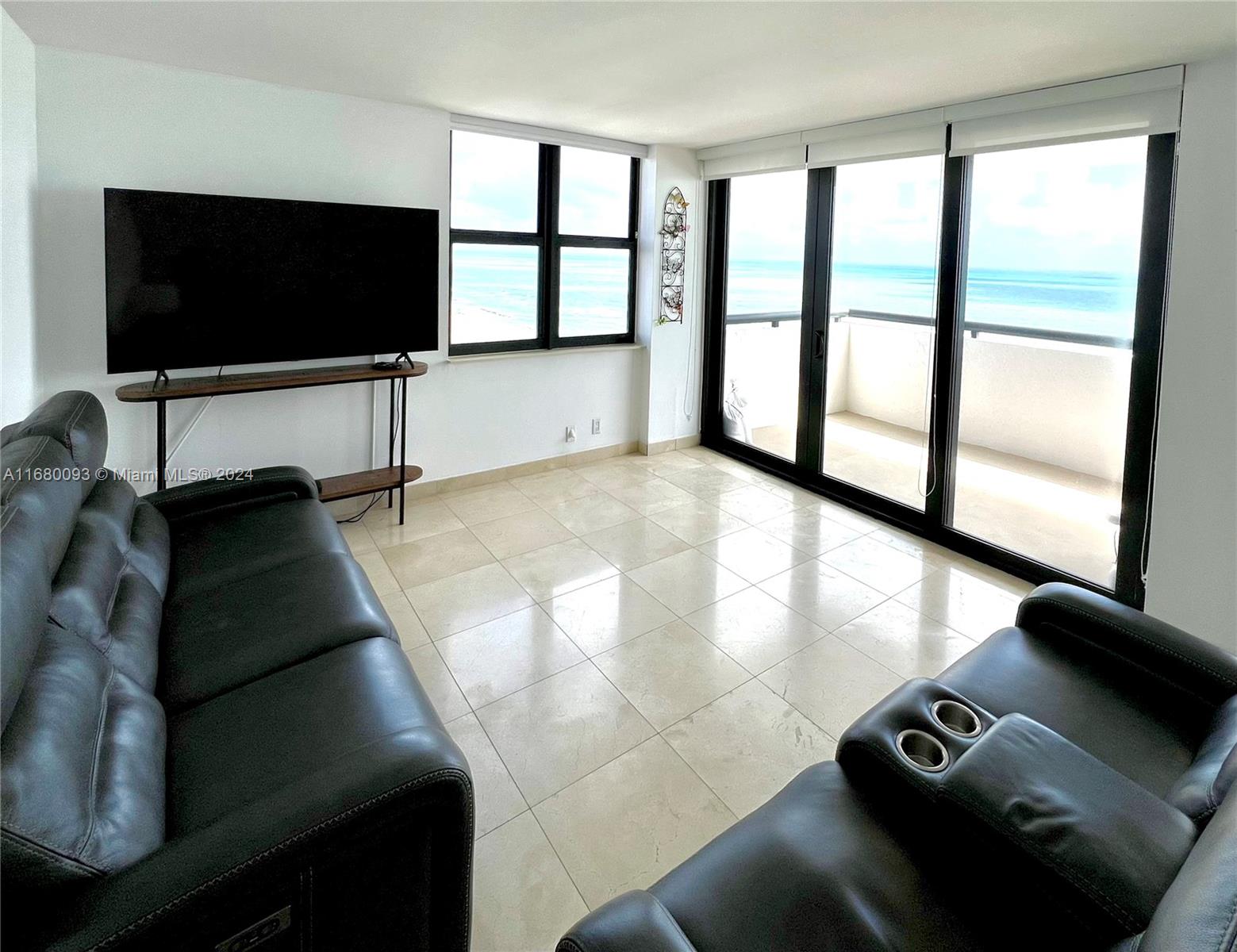 Mid Beach Miami Beach, FL 33140 - Photo 4 of 44