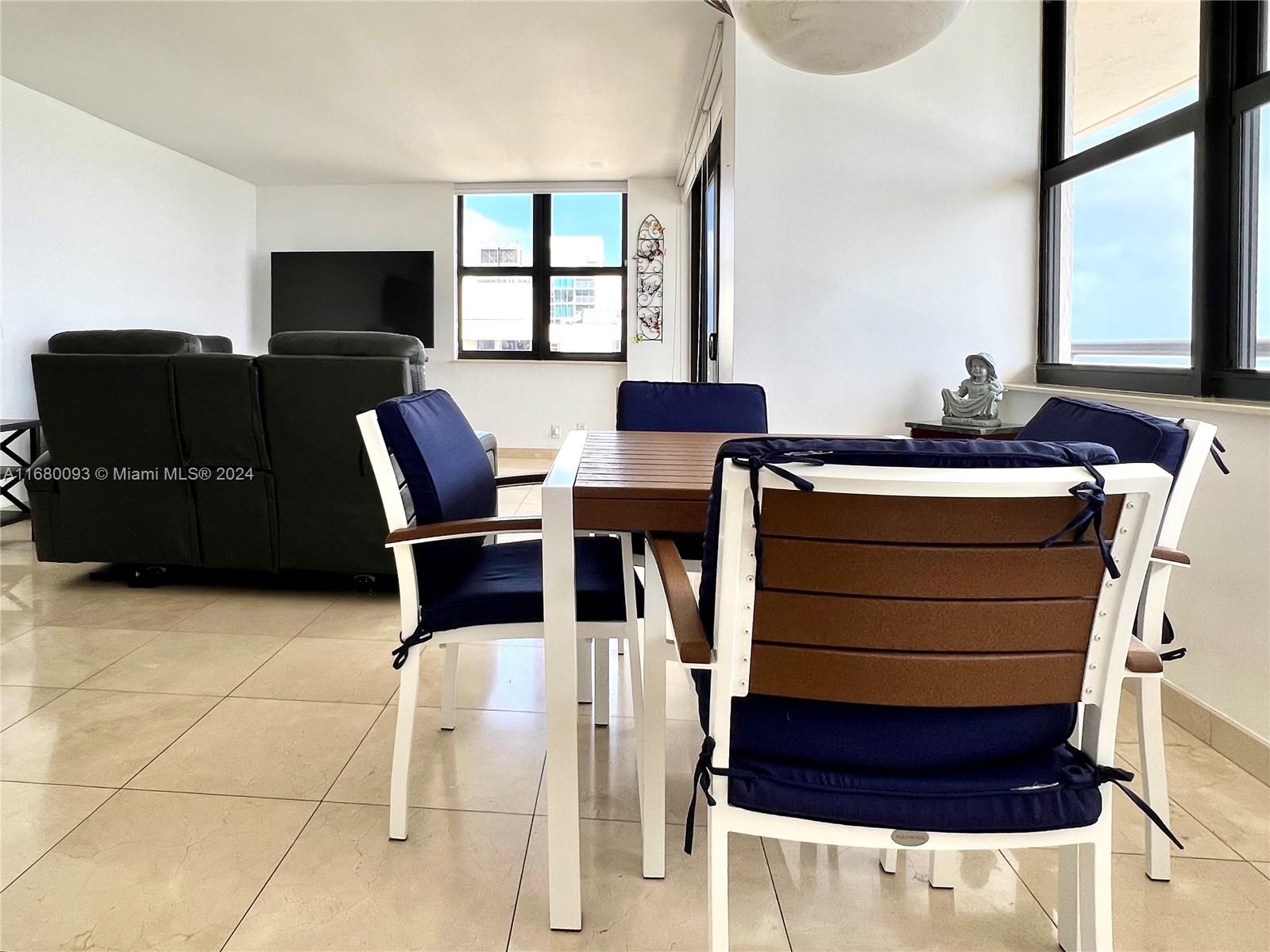 Mid Beach Miami Beach, FL 33140 - Photo 8 of 44