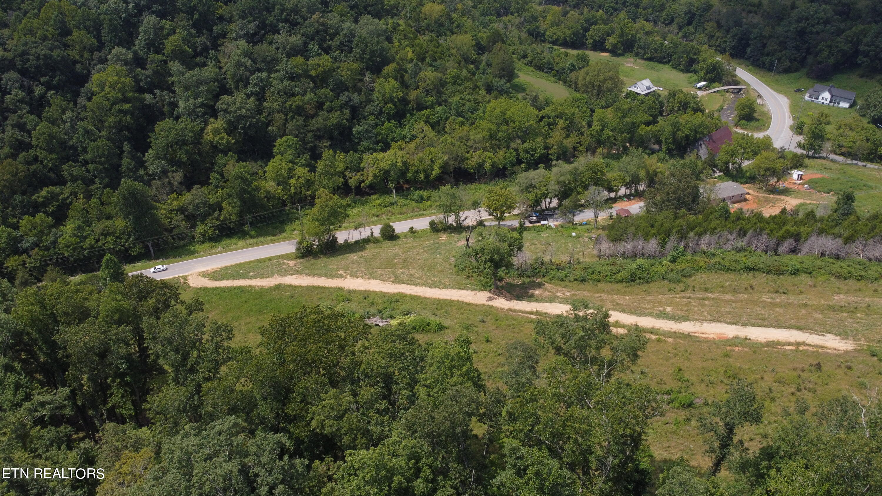 Tbd Mulberry Gap Road Tazewell, TN 37879 - Photo 4 of 9 DJI_0551.JP