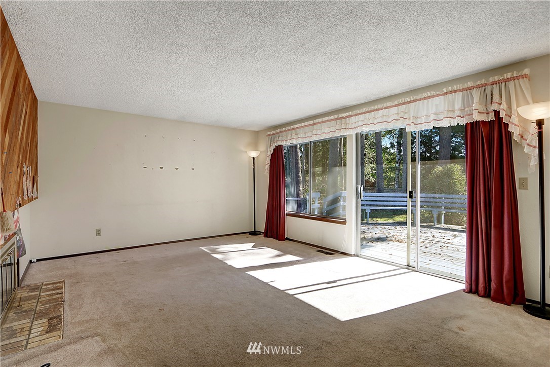 16912 157th Place Southeast Renton, WA 98058 - Photo 11 of 22 Gallery Image 11