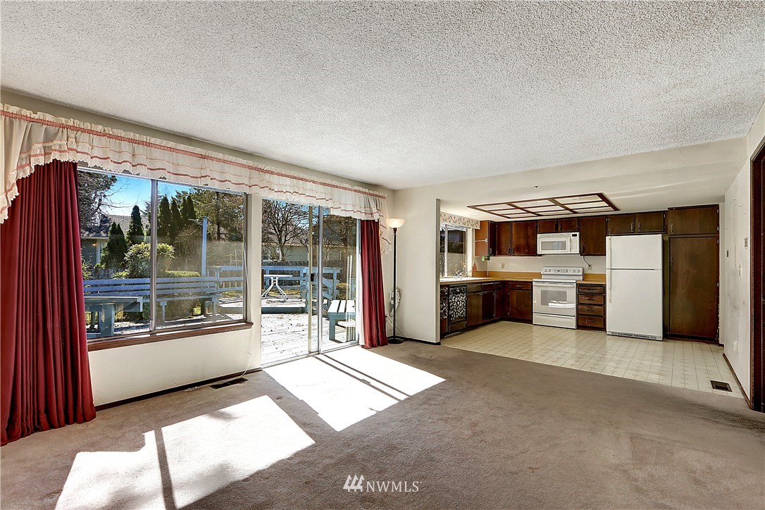 16912 157th Place Southeast Renton, WA 98058 - Photo 10 of 22 Gallery Image 10