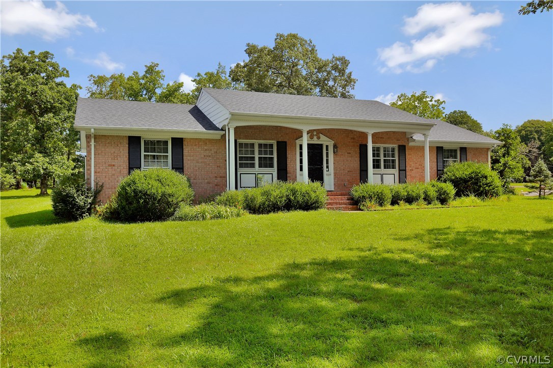 3190 Meadow Road Sandston, VA 23150 - Photo 3 of 25 Gallery Image 3