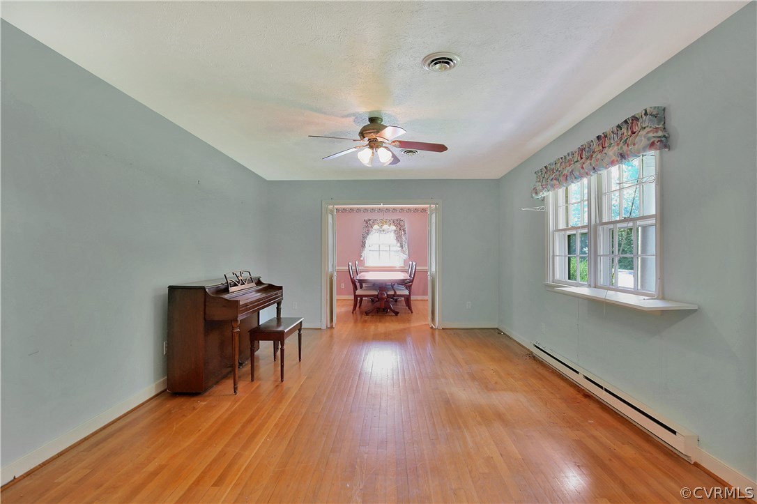 3190 Meadow Road Sandston, VA 23150 - Photo 5 of 25 Gallery Image 5