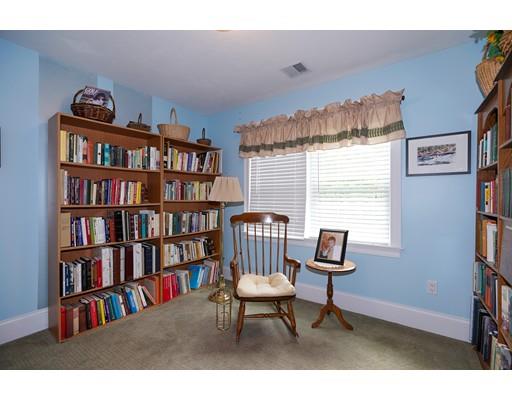 31 Overlook Road Wayland, MA 01778 - Photo 22 of 30 Gallery Image 22