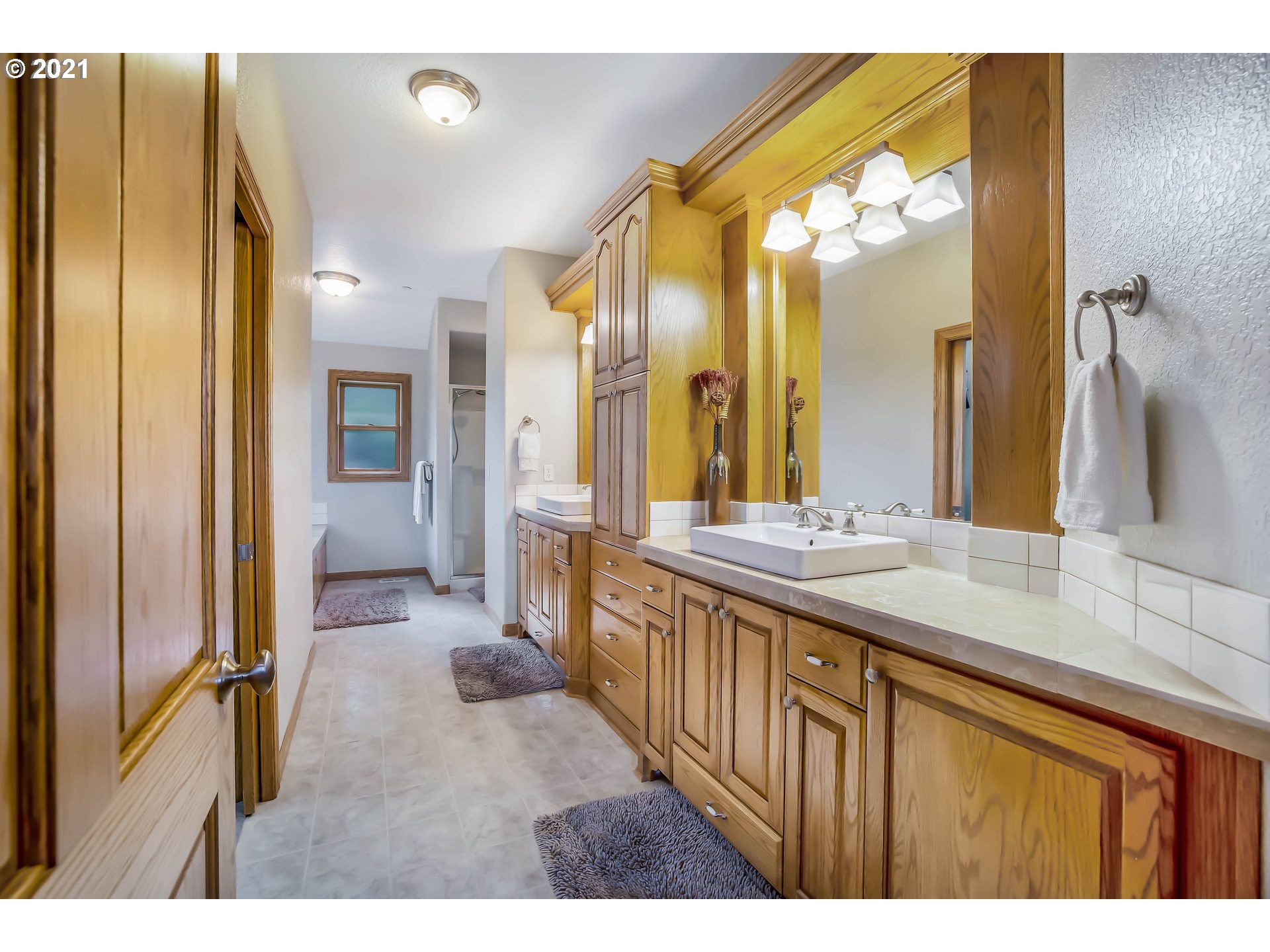 18270 South Grasle Road Oregon City, OR 97045 - Photo 13 of 32 Gallery Image 13